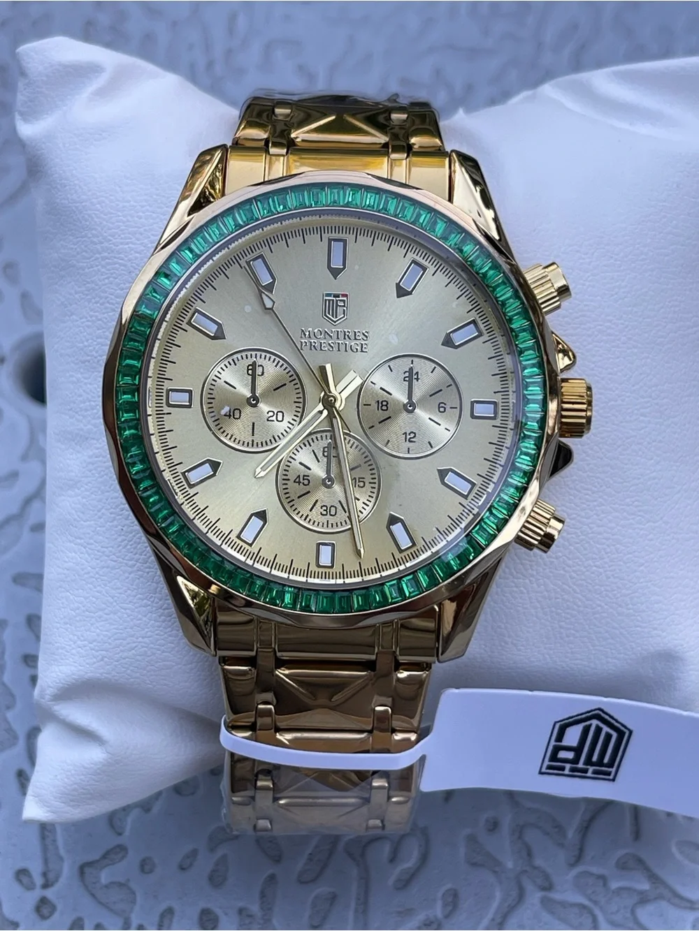 Invicta this eye